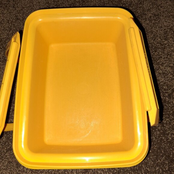 Vintage Tupperware Pack N Carry Yellow/Gold Lunch Box w/Handle - Picture 8 of 10